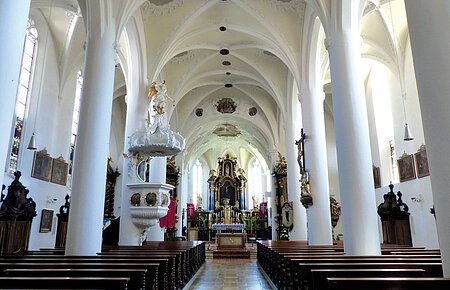 Die Stadtpfarrkirche St. Walburga in Monheim