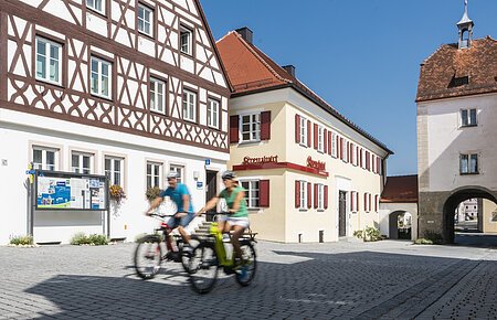 Tourist-Information Stadt Monheim / Monheimer Alb