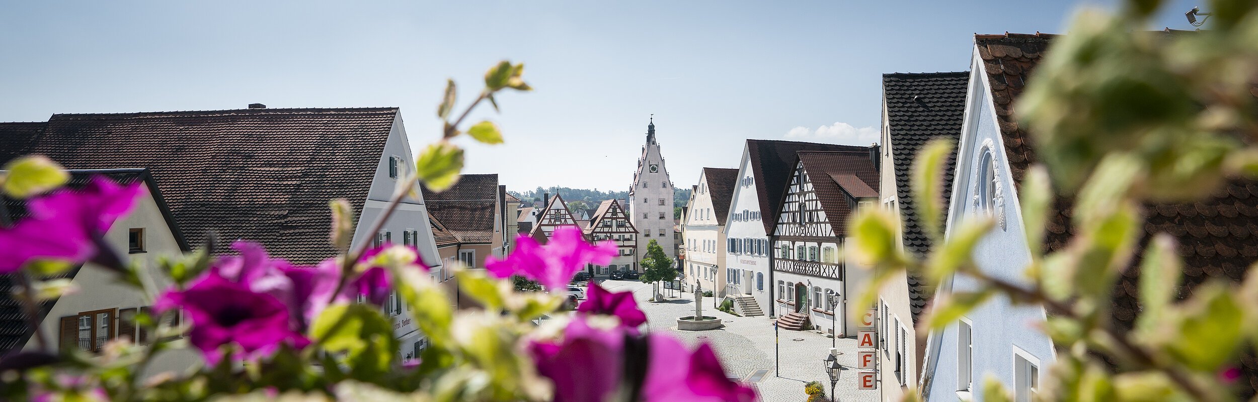 Aussicht aus dem Rathaus auf die Historische Monheimer Innenstadt
