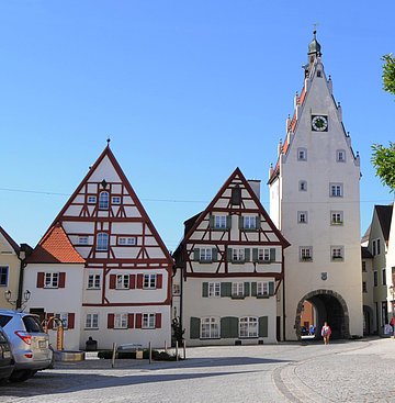 Oberer Torturm mit Moserhäusern - Blick aus der Innenstadt