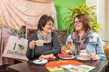 Kaffee-Ecke im Dorfladen Rögling