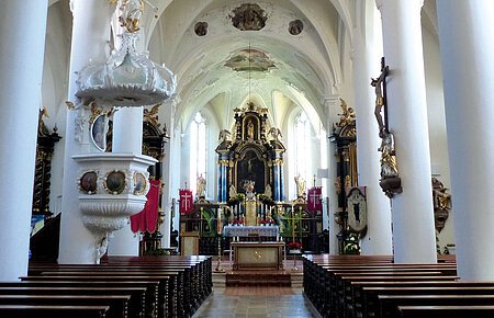 Die Stadtpfarrkirche St. Walburga in Monheim